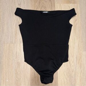 Missguided Black Off The Shoulder Snap Closure Bodysuit - Size 4